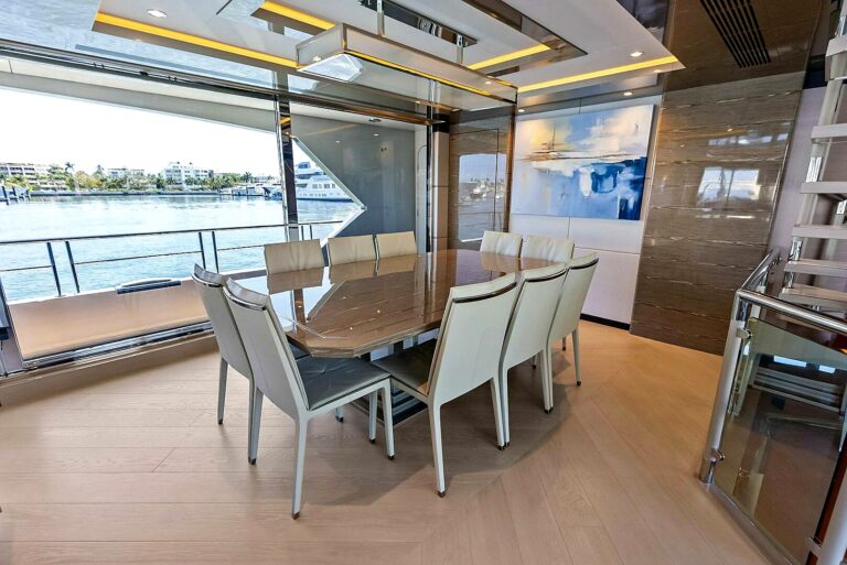 Ocean Alexander Dining Web 768x513
